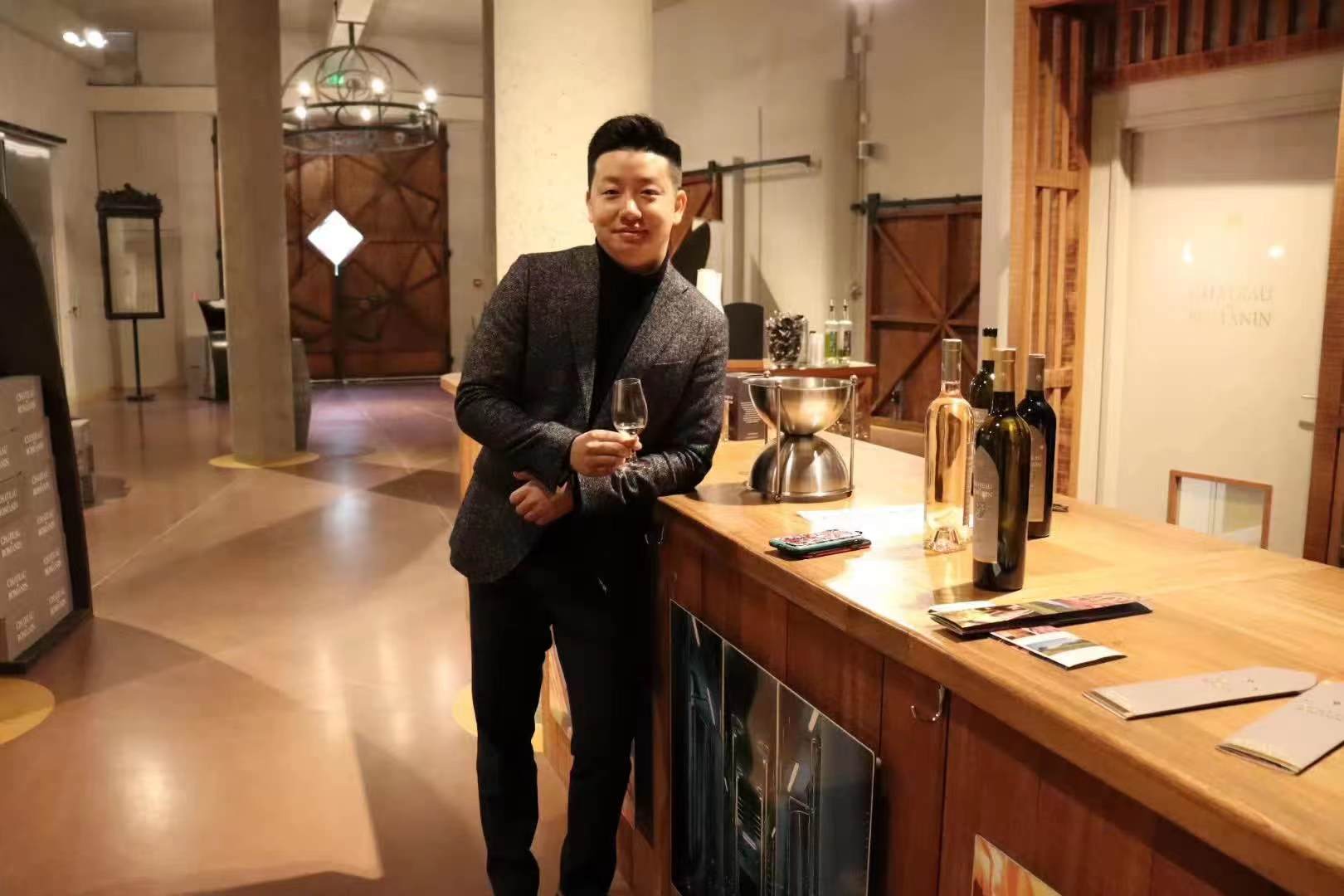 杨秉铨